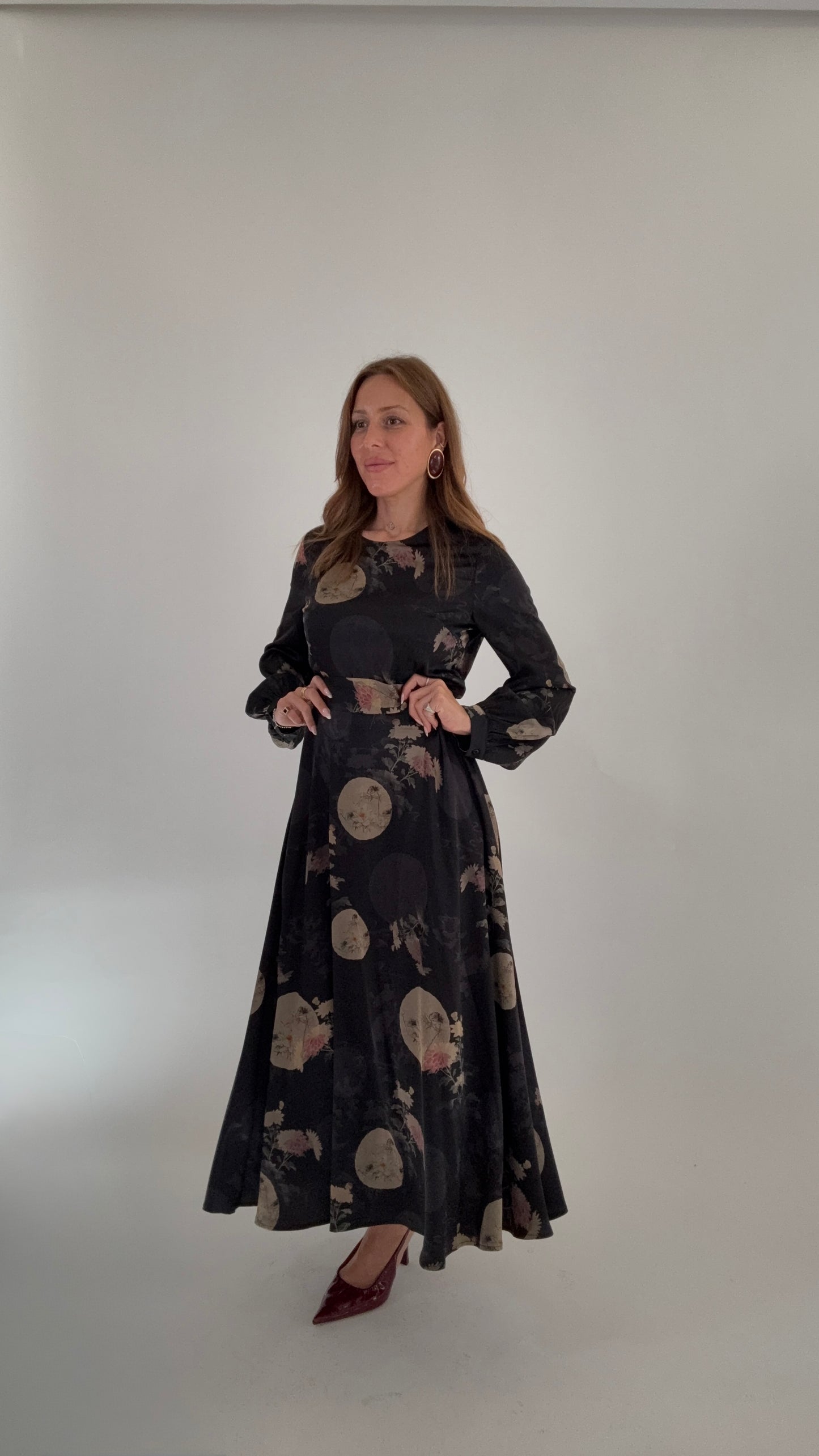 ANONYME Abito Shines