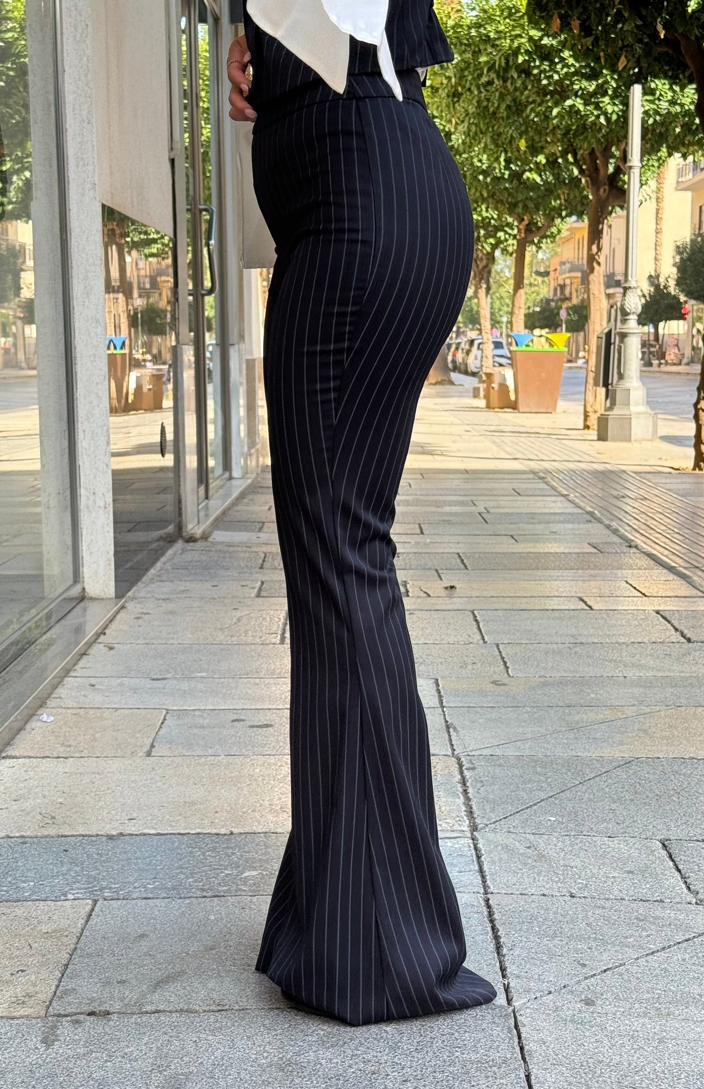 KOSTUMN1 Pantazampa Gessato