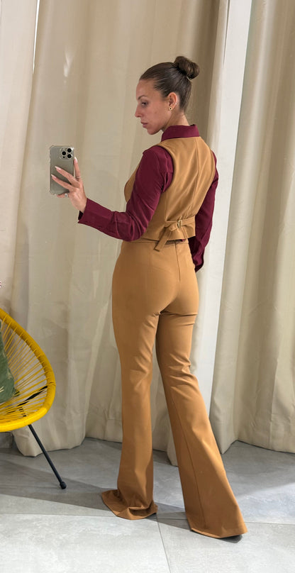 KOSTUMN1 Pantazampa Cammello